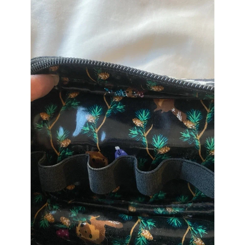 Vera Bradley Small Make up Brush Lipstick Case in Merry Mischief Animals Quilted
